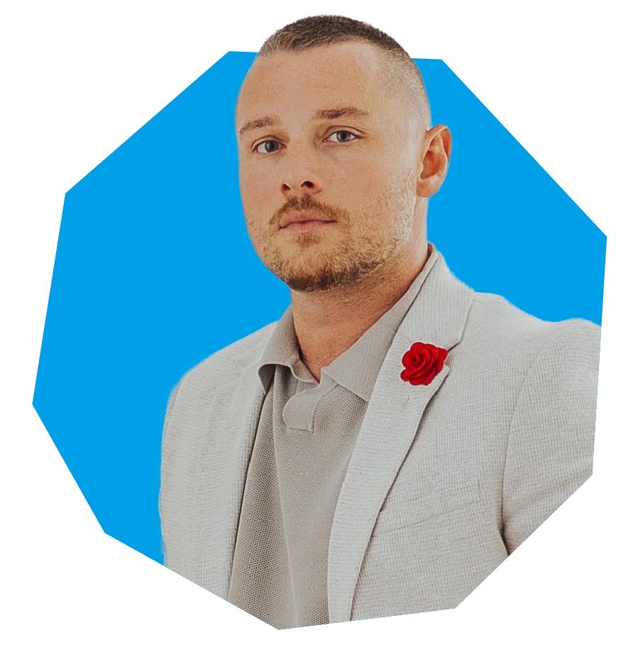 Ing. Adam Šmákal - Příběhy absolventů